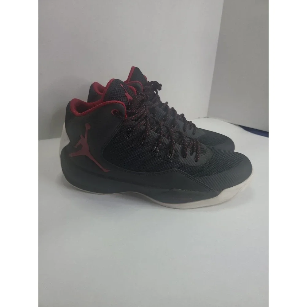 Air Jordan Rising High 2 Flight Speed Men's US 9 Black Red White 844065-001 EUC